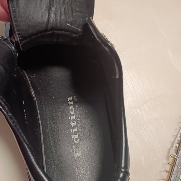 Forever Link Kids Shoes Black Slip-On Loafers - Picture 3 of 5